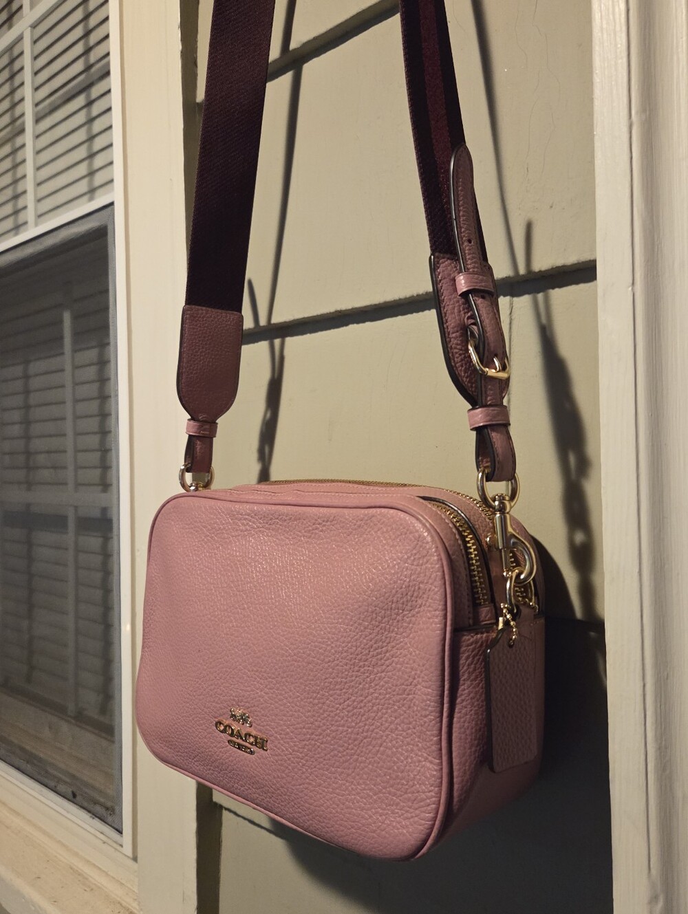 Coach Jes C5805 Pink Gold Pebbled Leather Camera Crossbody Bag Reversible Strap - Picture 4 of 16